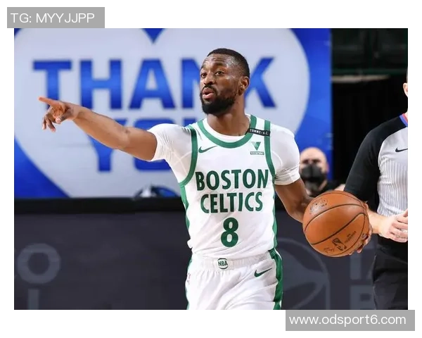 乔治开场火力全开3分钟内4投4中独取11分展现强大攻击力