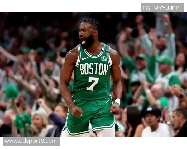 杰伦布朗直播中打电话给詹姆斯探讨植发的可能性与想法