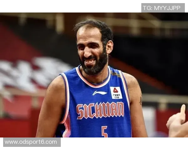 米西表现出色6投5中轻松斩获10分6篮板3助攻1抢断2盖帽正负值高达18